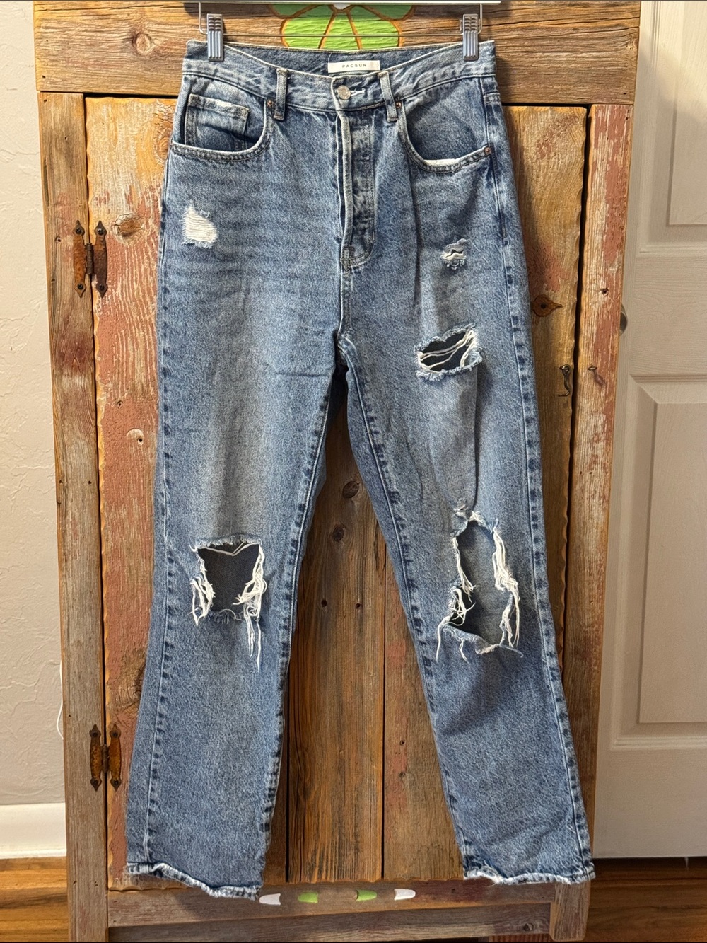 PacSun Distressed Light Blue Dad Jeans size 27